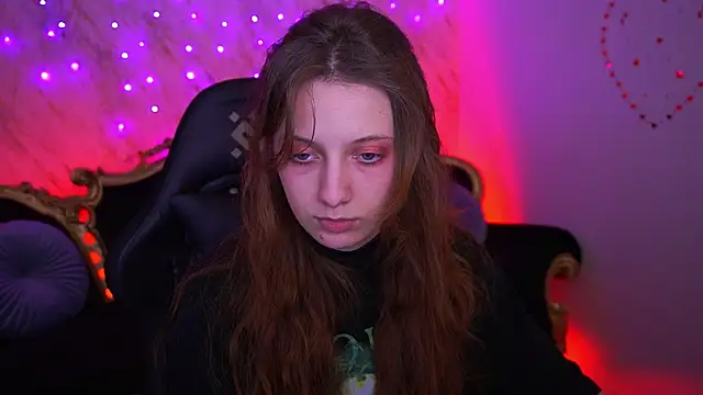 CuteeFoxy online show from February 28, 2:29 pm