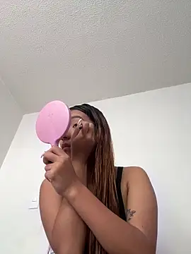 kittyrush  online show from December 17, 8:37 pm