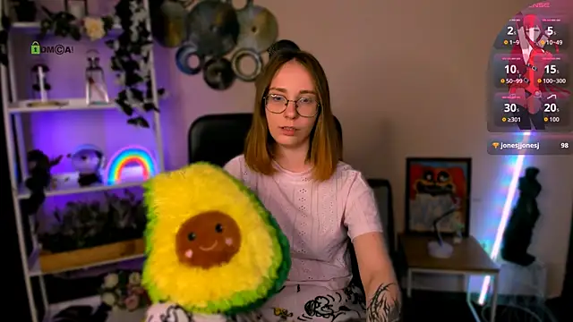 evalora vei online show from April 15, 7:58 pm