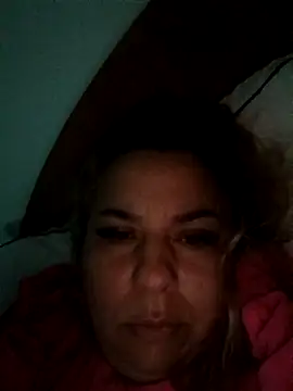 Snapshot of BelleInna chatting on April 25, 7:11 pm BelleInna online show from April 25, 7:11 pm