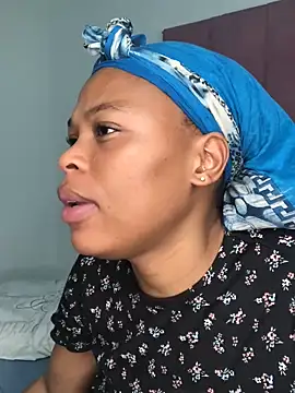 Bubbles156 online show from March 22, 1:58 pm