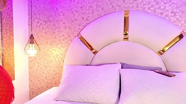 emmy rose25 online show from April 14, 11:38 am