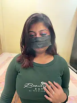 Snapshot of payal_mittal chatting on May 22, 1:24 am payal mittal online show from May 22, 1:24 am
