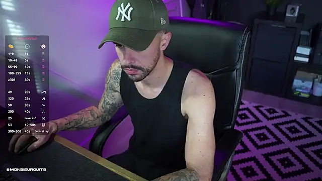 monsieurguitsxxx online show from December 5, 1:20 pm