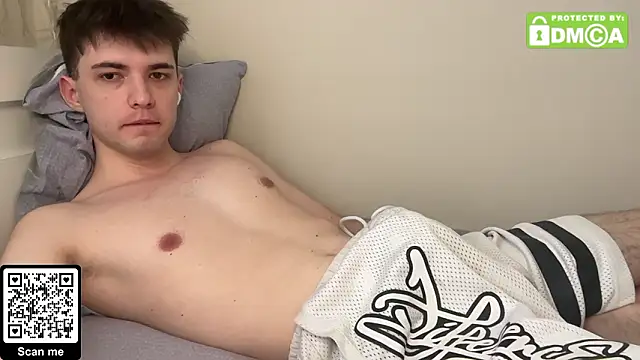 twinkbuldge online show from February 9, 9:13 am