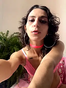 yvessblue online show from November 25, 12:05 pm