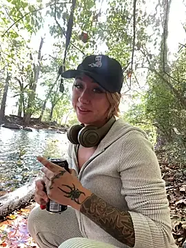EllieELf online show from October 21, 6:52 pm
