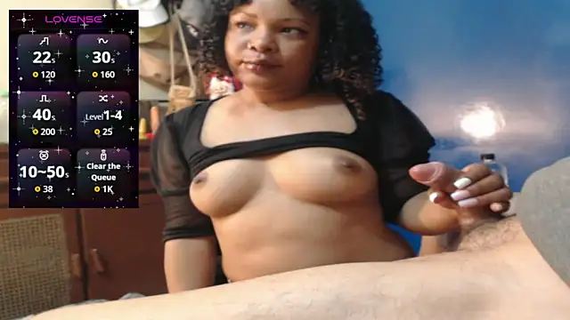 Snapshot of sugarbrown011 chatting on June 27, 6:51 am sugarbrown011 online show from June 27, 6:51 am