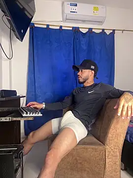 Kylian Alessandro online show from January 6, 12:20 pm