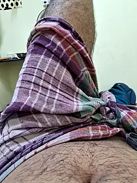 DesiVideo00 online show from October 17, 4:31 pm