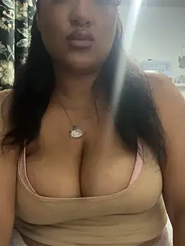 Snapshot of CocoRaexx chatting on October 19, 12:00 am CocoRaexx online show from October 19, 12:00 am