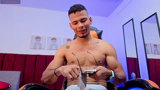 DaamonSlader  online show from October 25, 8:14 pm