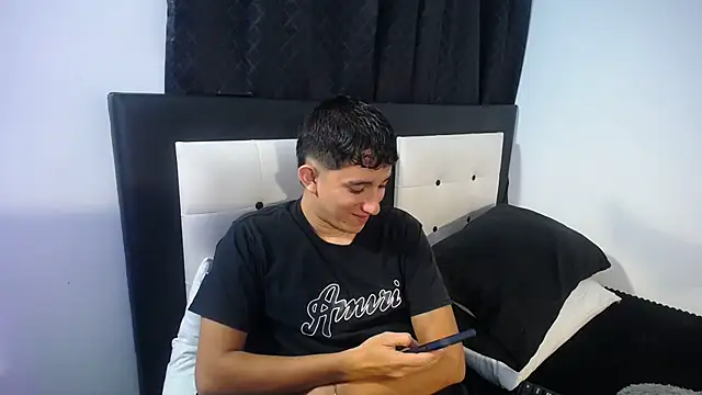 Dravith Valery online show from February 19, 5:36 am