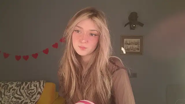 BellaSink online show from April 9, 5:40 am