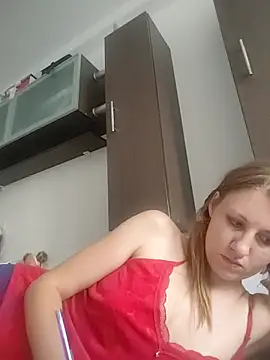Snapshot of SandyCassie chatting on July 21, 6:49 am SandyCassie online show from July 21, 6:49 am