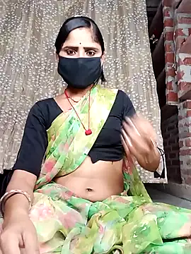 Snapshot of Rajni_chauhan chatting on April 22, 4:41 pm Rajni chauhan online show from April 22, 4:41 pm