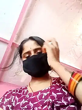 Snapshot of Rajni_chauhan chatting on May 13, 8:55 am Rajni chauhan online show from May 13, 8:55 am