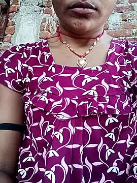 Snapshot of Rajni_chauhan chatting on June 13, 3:04 am Rajni chauhan online show from June 13, 3:04 am