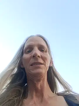 Snapshot of Cheryl_F chatting on May 1, 5:17 pm Cheryl F online show from May 1, 5:17 pm