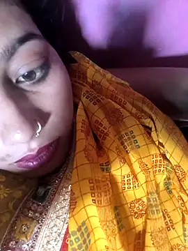 Snapshot of Ragni_bhargav chatting on April 25, 10:18 am Ragni bhargav online show from April 25, 10:18 am
