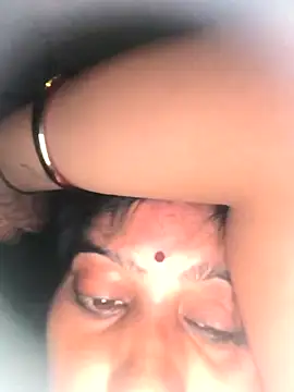 Snapshot of Ragni_bhargav chatting on May 3, 11:22 pm Ragni bhargav online show from May 3, 11:22 pm