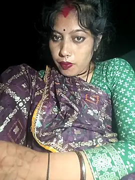 Snapshot of Ragni_bhargav chatting on May 7, 5:40 pm Ragni bhargav online show from May 7, 5:40 pm