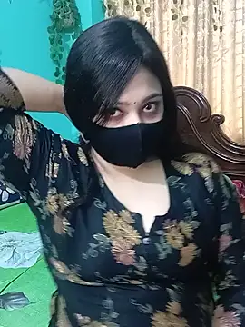 Snapshot of Porimoni22 chatting on July 11, 7:11 am Porimoni22 online show from July 11, 7:11 am
