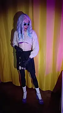 adrianalamonella online show from October 16, 1:12 pm