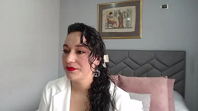 Elizabeth bennett 6 online show from February 12, 5:41 pm