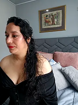 Elizabeth bennett 6 online show from April 20, 3:26 pm