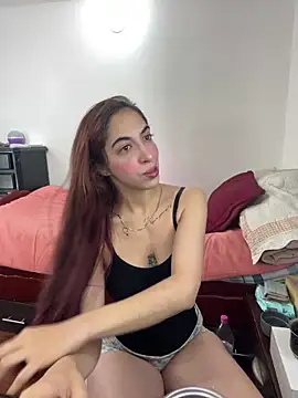 Snapshot of MariamGray1 chatting on May 21, 10:22 am MariamGray1 online show from May 21, 10:22 am