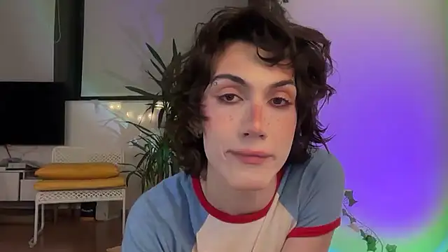 kira yoshika9e online show from February 3, 9:20 pm