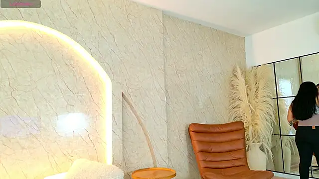 Antonella Russo1 online show from March 24, 1:05 pm