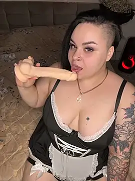 Snapshot of Milfame chatting on October 30, 5:57 pm Milfame online show from October 30, 5:57 pm