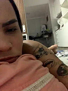 pietra9247 online show from October 16, 4:57 am