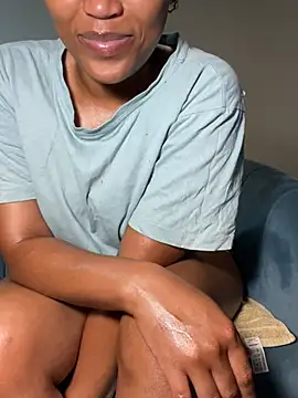 Snapshot of WaterMommy chatting on January 17, 10:24 pm WaterMommy online show from January 17, 10:24 pm