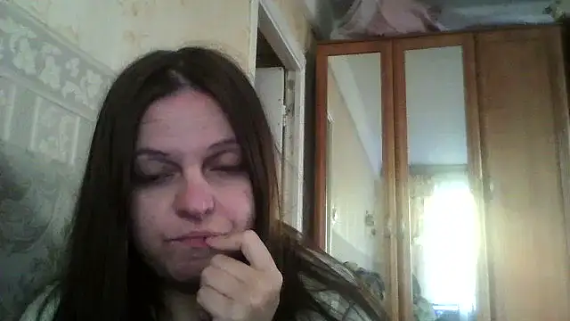 Snapshot of TonicEdema chatting on October 17, 10:29 am TonicEdema online show from October 17, 10:29 am