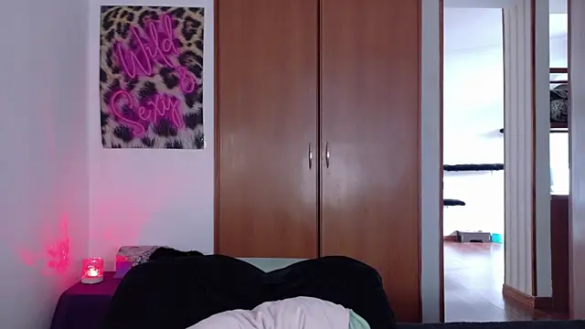 Snapshot of KittyJane chatting on July 18, 1:04 pm KittyJane online show from July 18, 1:04 pm