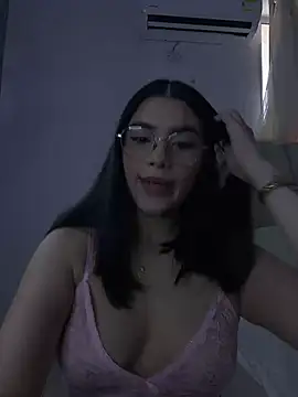 Snapshot of Julietalcl chatting on April 30, 8:26 pm Julietalcl online show from April 30, 8:26 pm
