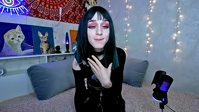 Snapshot of whoalexxa chatting on November 29, 12:19 pm whoalexxa online show from November 29, 12:19 pm