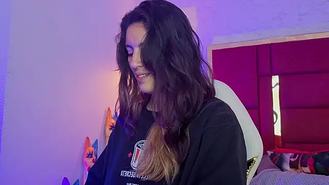 moon winy online show from March 9, 11:36 am