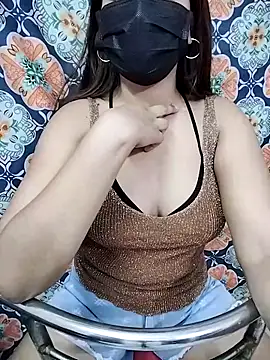 Snapshot of ZOEEE777 chatting on October 16, 1:34 pm ZOEEE777 online show from October 16, 1:34 pm