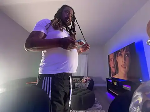 Snapshot of ICECREAMSHOW chatting on October 27, 5:33 am ICECREAMSHOW online show from October 27, 5:33 am