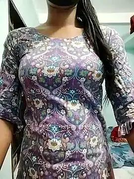 Snapshot of Ratri-Biswas chatting on June 7, 3:49 pm Ratri-Biswas online show from June 7, 3:49 pm