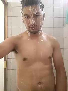 Snapshot of Carlosvelaz561162 chatting on April 30, 3:35 am Carlosvelaz561162 online show from April 30, 3:35 am