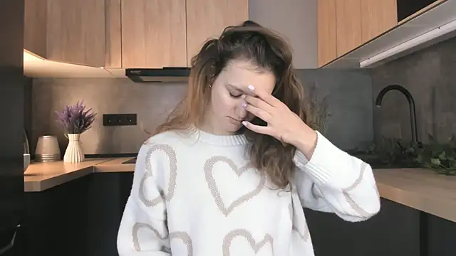 FoxFever online show from December 2, 6:30 am