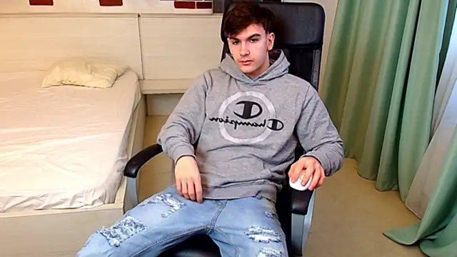 BradyFlint online show from March 3, 5:35 am