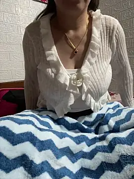 tabby-cat11 online show from March 9, 6:28 am