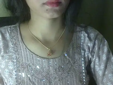 Snapshot of Shezi_N chatting on May 10, 1:16 pm Shezi N online show from May 10, 1:16 pm