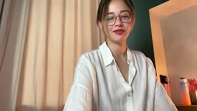 WillHannah online show from May 5, 5:04 am